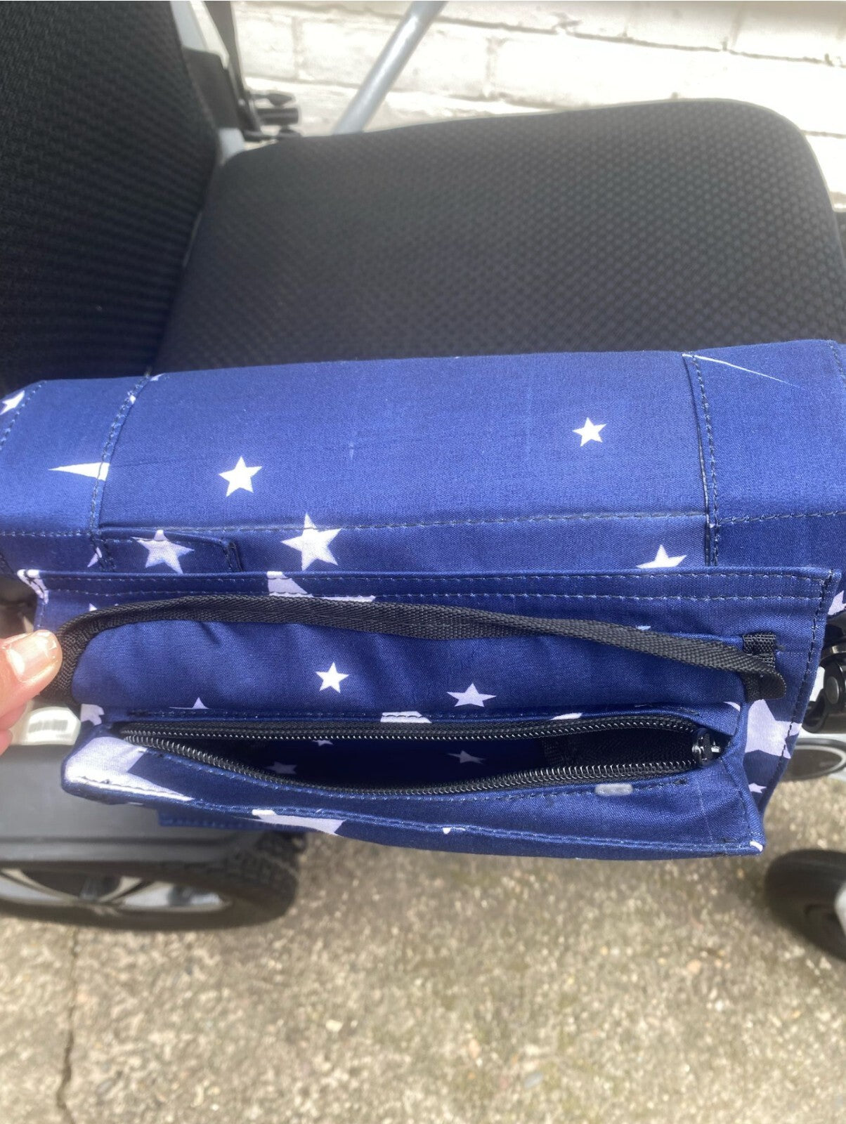 Wheelchair armrest bag