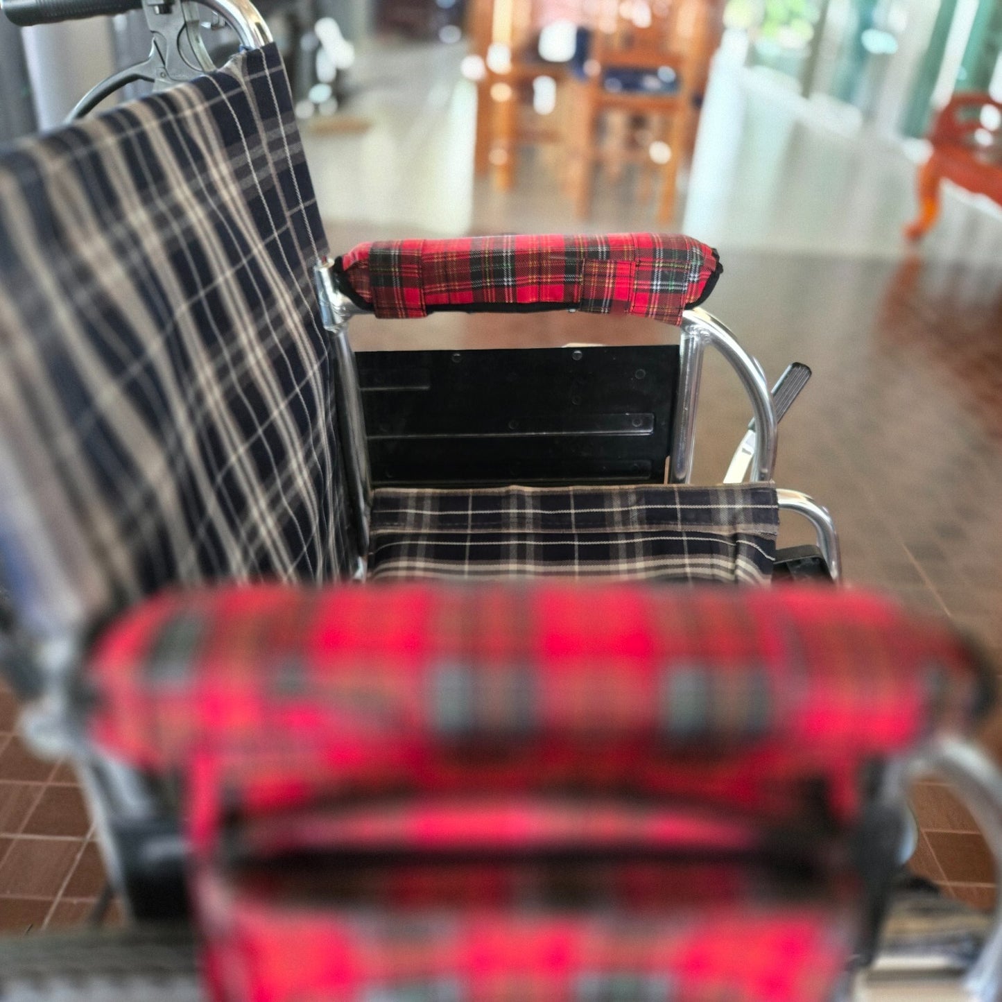 Wheelchair armrest bag  Tartan