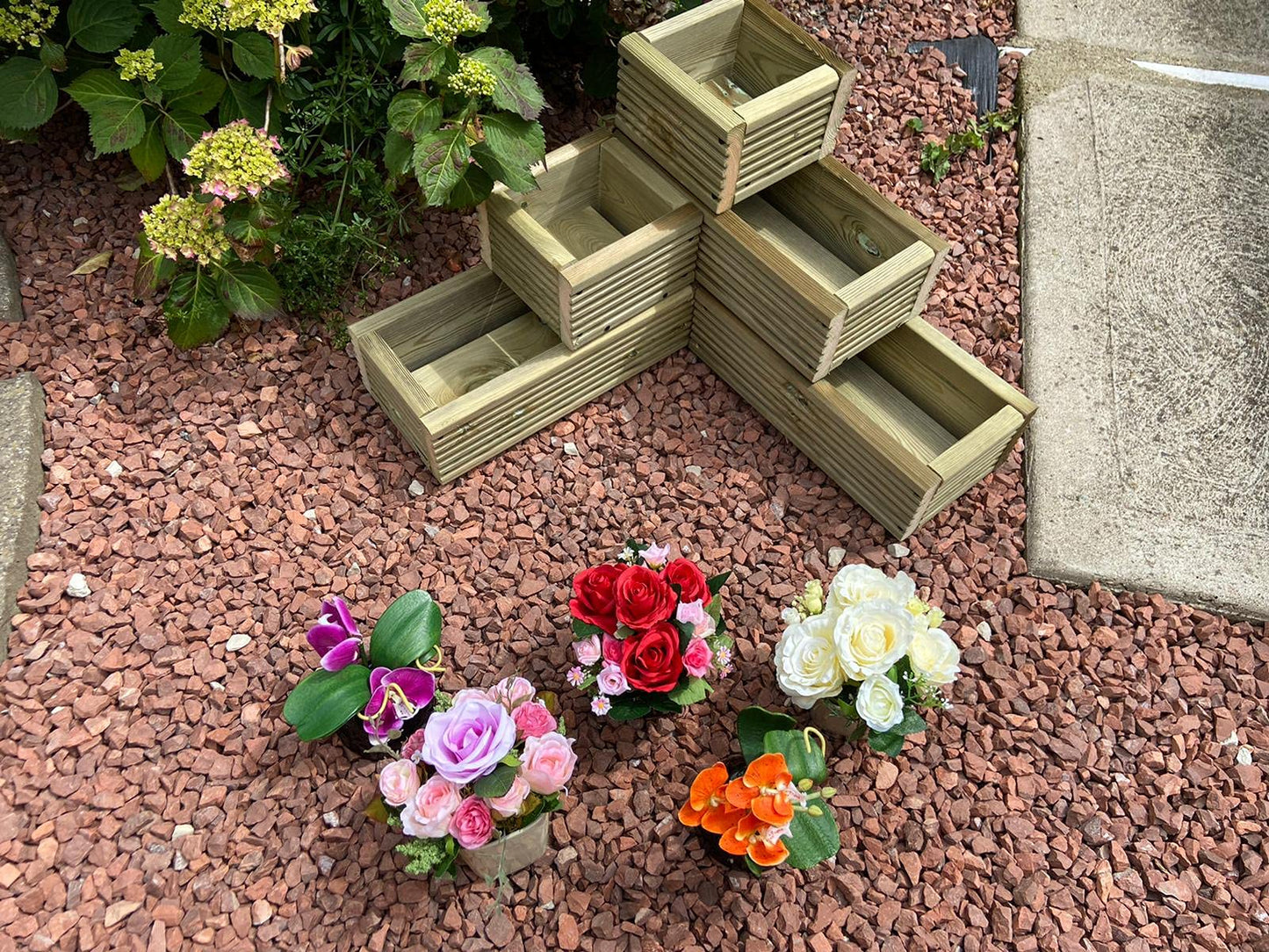 Seal Products Ltd 3 Tier Garden Patio Decking Corner Planter Treated Timbe Flowers not Included
